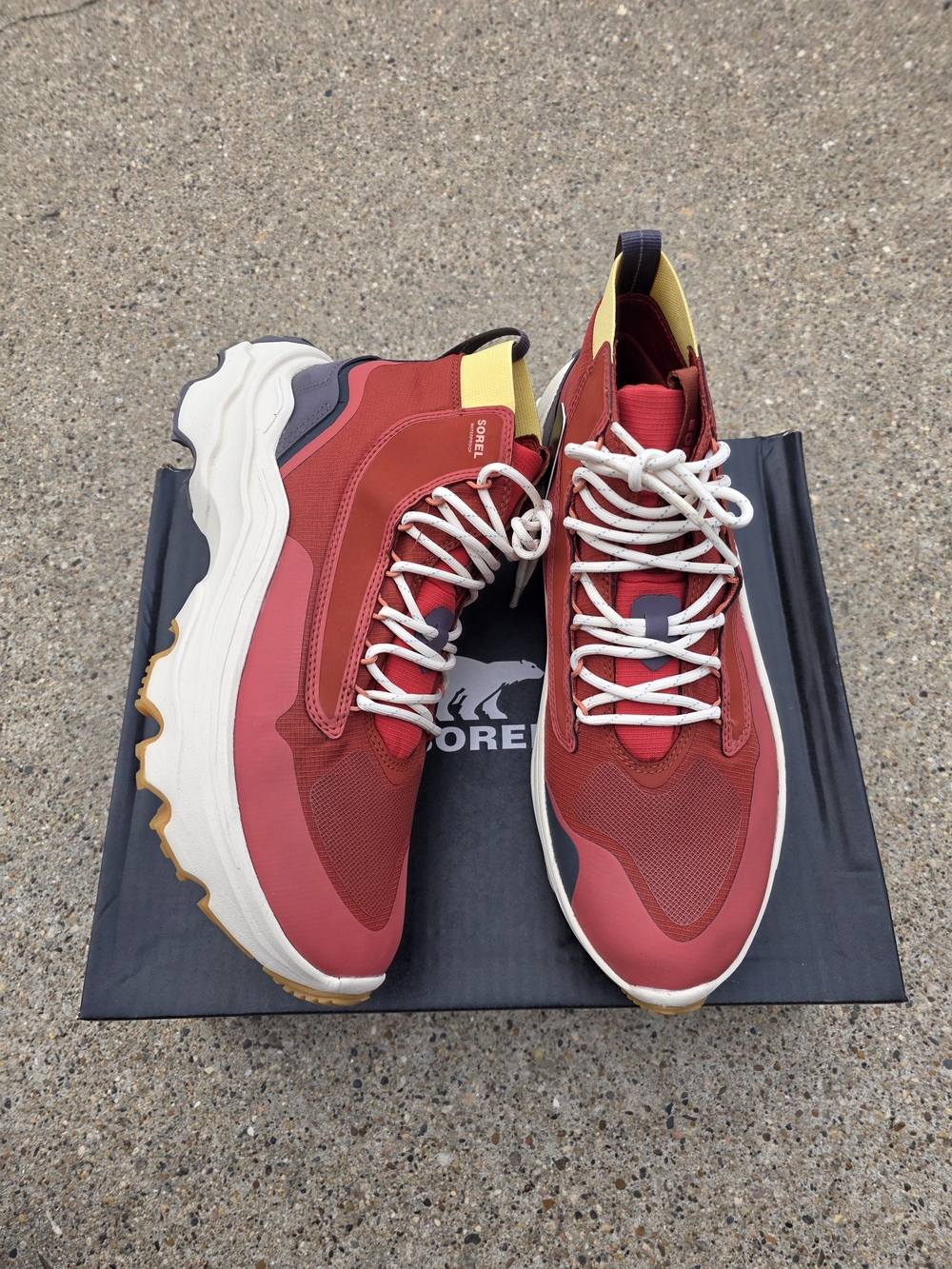 Sorel Red and Yellow High-Top Trail Sneakers Women 11